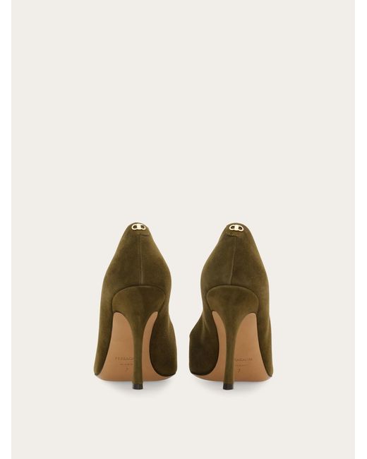 Ferragamo Green Pump Shoe