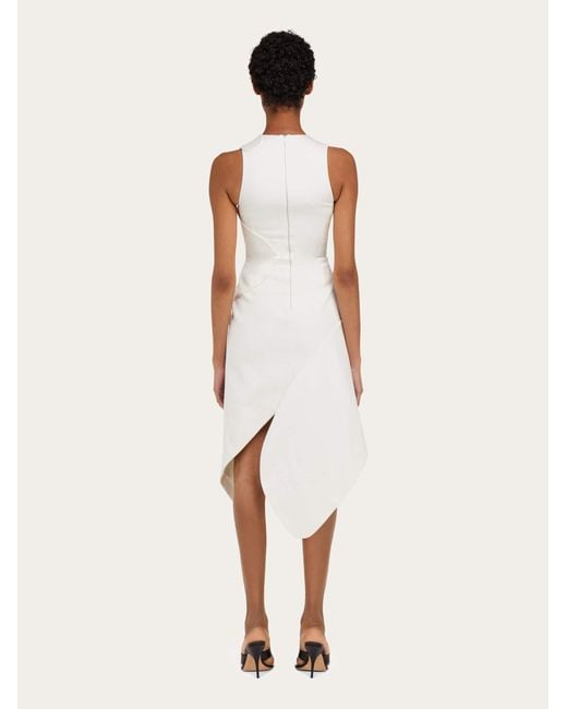 Ferragamo White Damen Asymmetrisches Kleid Mit Formschnitt
