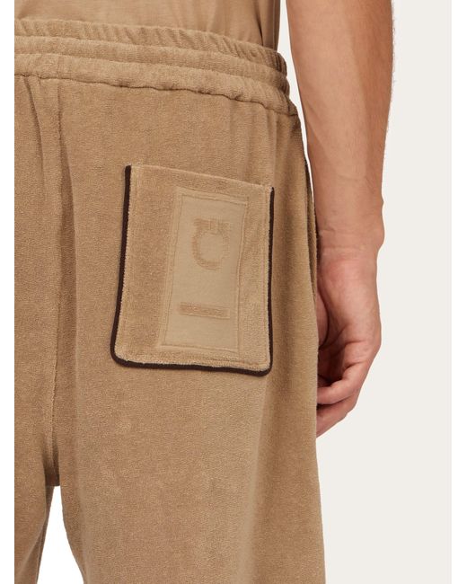Hommes Short Monogram Vert Ferragamo pour homme en coloris Natural