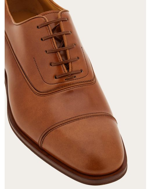 Ferragamo Herren Oxford-Schuh in Brown für Herren