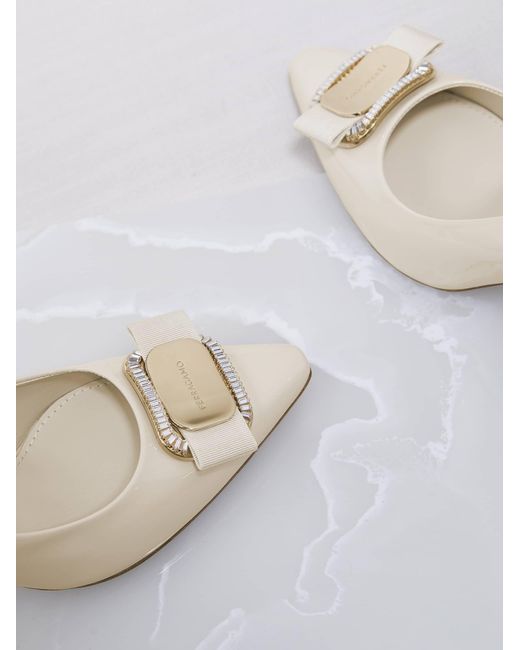 Ferragamo Natural New Vara Plate Low Heel Pump .5