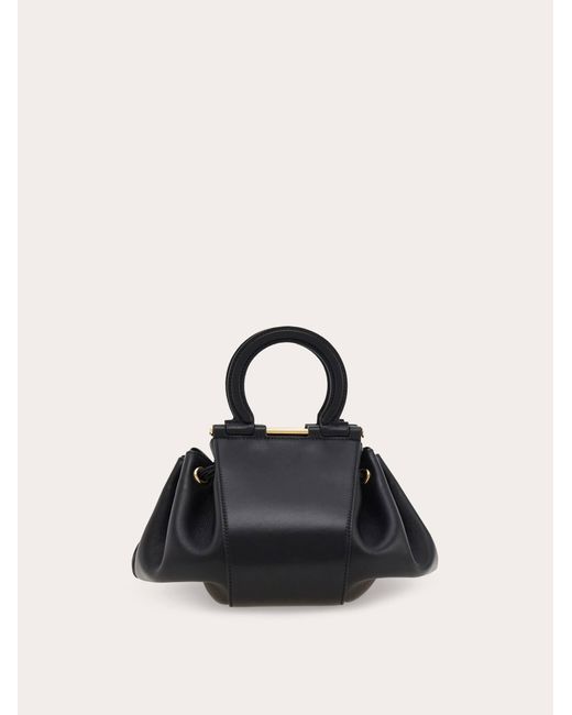 Donna Secchiello Gancini di Ferragamo in Black