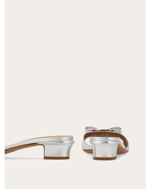 Ferragamo Natural Vara Bow Slide .5