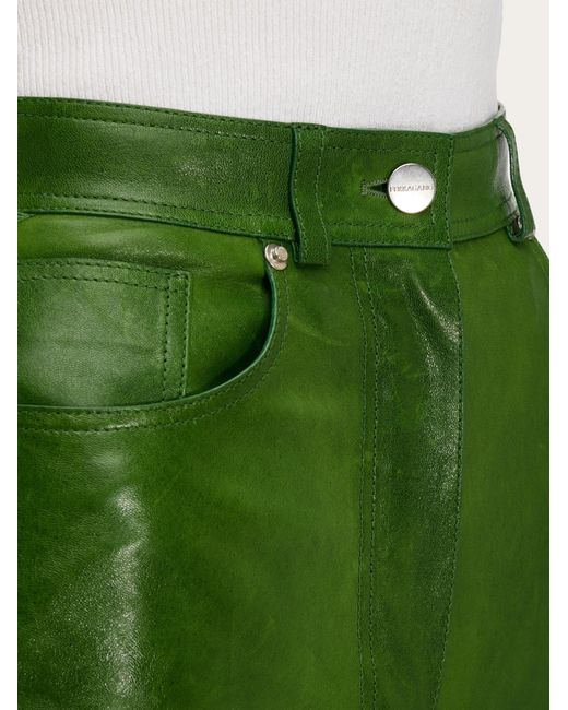 Pantaloni 5 tasche in nappa di Ferragamo in Green
