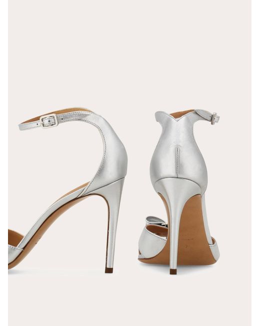 Ferragamo Natural Vara Bow Sandal .5