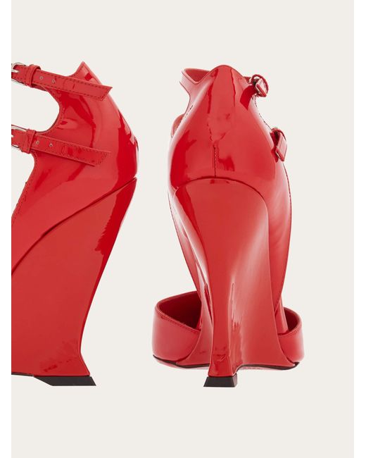 Ferragamo Red Damen Sandale mit Formabsatz