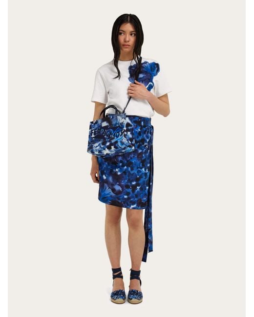 Ferragamo Blue Carnation Print Tote Bag (M)