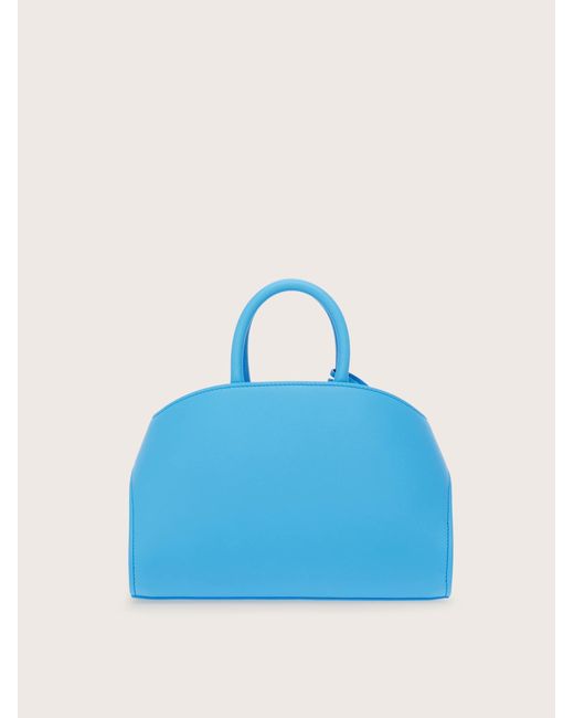 Donna Mini Bag Hug di Ferragamo in Blue