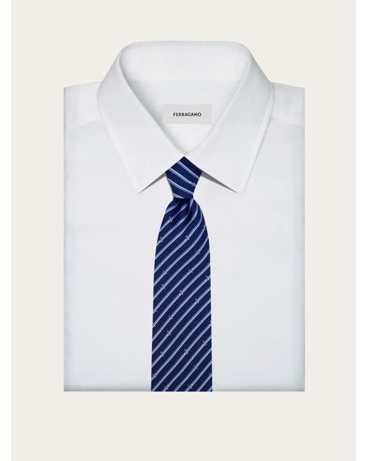 Tonal print silk tie Ferragamo pour homme en coloris Blue