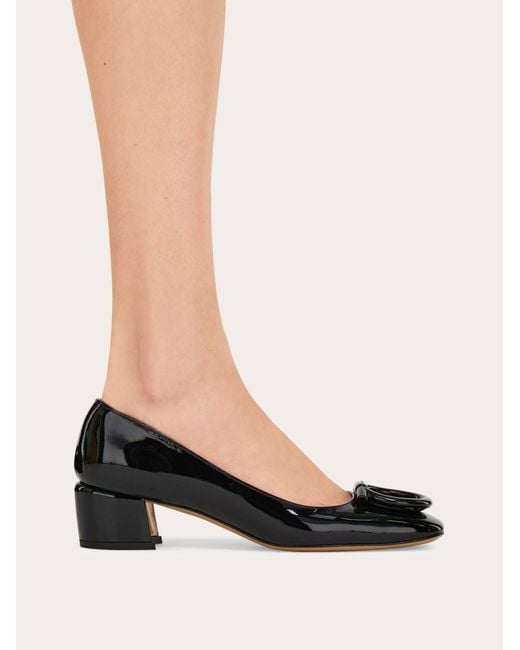 Ferragamo Natural Maxi Gancini Pump