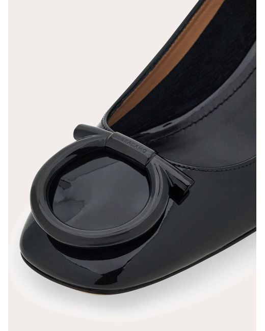 Ferragamo Natural Maxi Gancini Pump