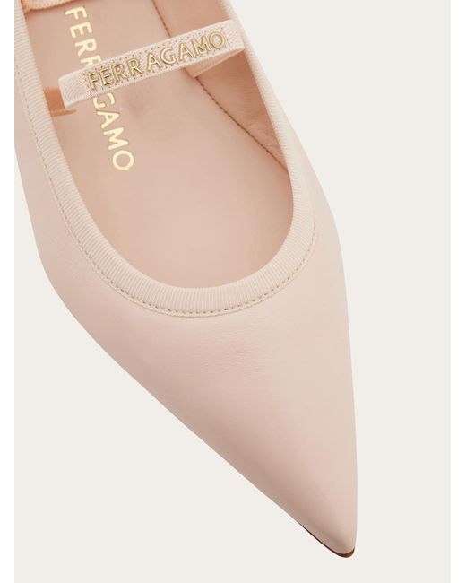 Donna Ballerina Con Nastro Taglia di Ferragamo in Natural