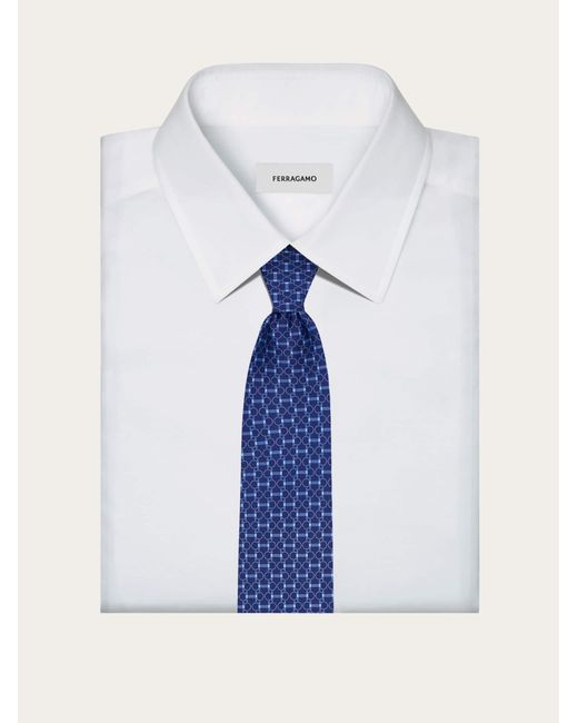 Hommes Cravate En Soie Imprimé Mors Gancini Bleu Ferragamo pour homme en coloris Blue
