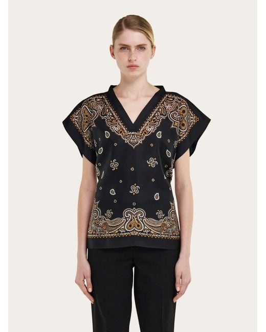 Ferragamo Black Arabesque Print Poncho