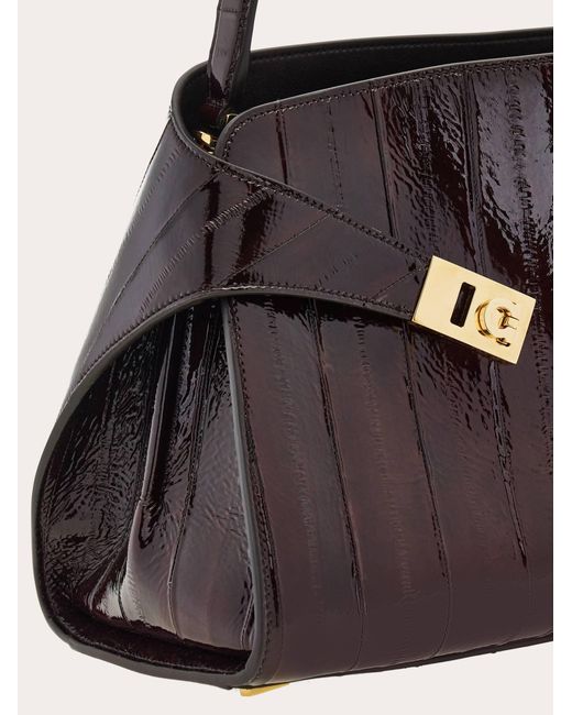 Donna Borsa A Spalla Hug Soft (M) di Ferragamo in Black