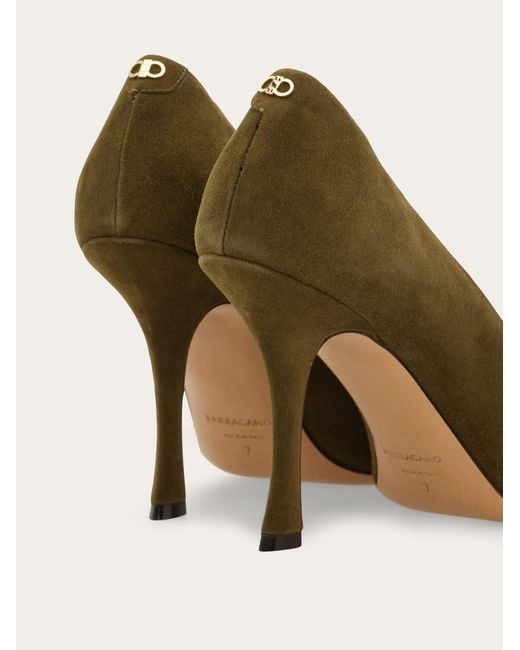 Ferragamo Green Pump Shoe