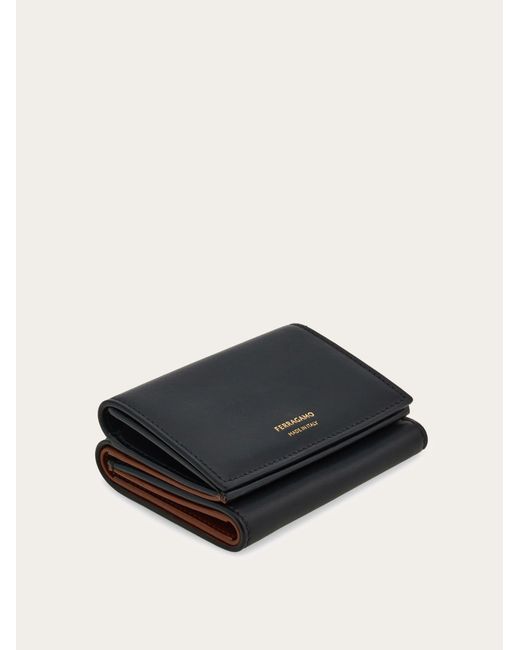 Donna Portafoglio Trifold Bicolore di Ferragamo in Black