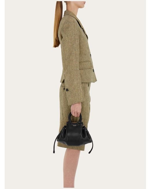 Donna Secchiello Gancini di Ferragamo in Black