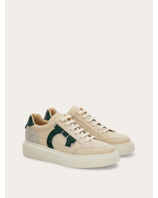 Hommes Sneaker Basse Avec Gancini Blanc Taille Ferragamo pour homme en coloris Natural