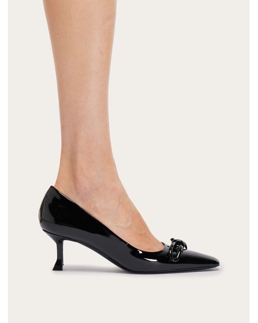 Mujer Zapatos De Salón Con Lazo Asimétrico Negro Talla .5 Ferragamo de hombre de color Black