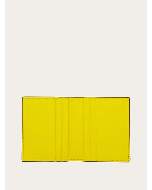 Credit card holder with nuanced detailing Ferragamo pour homme en coloris Yellow