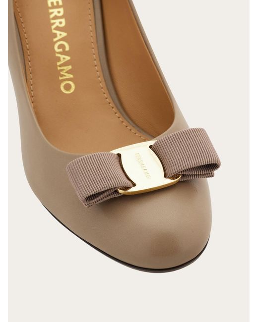 Ferragamo Natural Vara Bow Pump