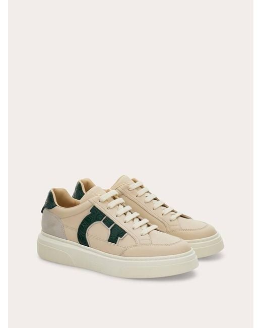 Hommes Sneaker Basse Avec Gancini Blanc Taille Ferragamo pour homme en coloris Natural