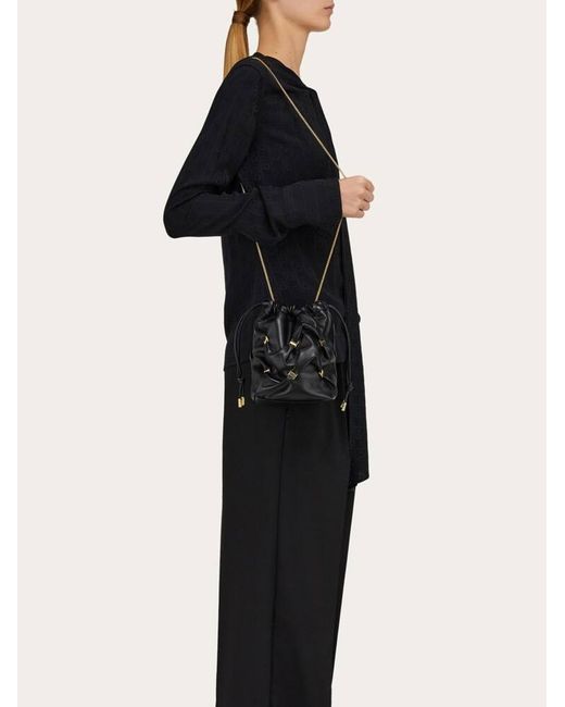 Donna Mini Secchiello Con Mini Varini di Ferragamo in Black