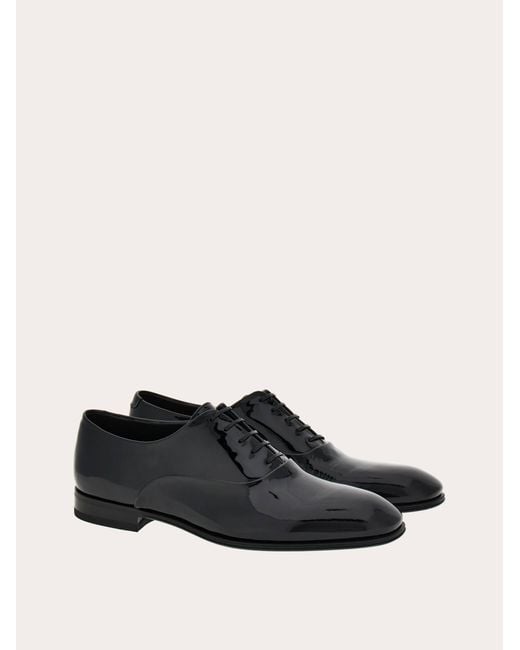 Ferragamo Black Men Oxford With Wave Detail for men