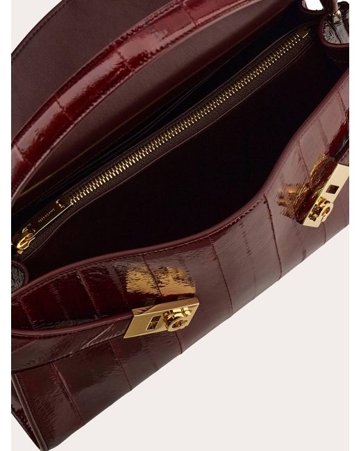 Donna Borsa A Spalla Hug Soft (M) di Ferragamo in Purple