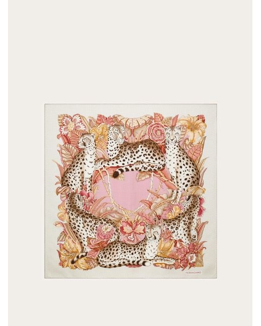 Ferragamo Pink Damen Seidenhalstuch Mit Geparden-Print