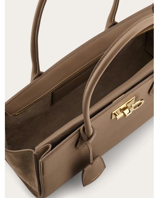 Ferragamo Natural New Studio Soft Bag East West (M)
