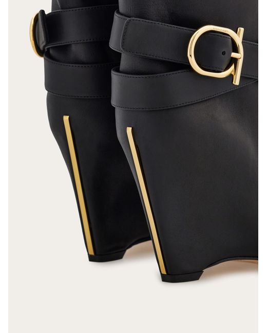 Mujer Botas Con Cuña Negro Talla .5 Ferragamo de color Black