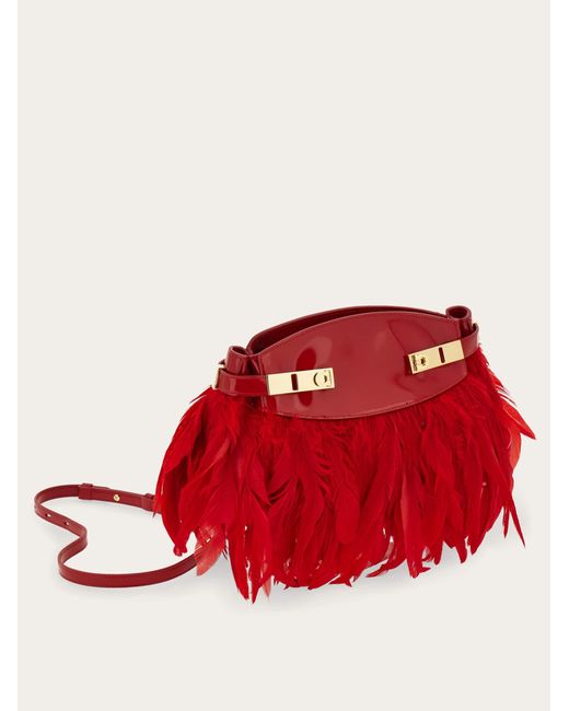 Ferragamo Red Damen Hug Soft Umhängetasche Mit Federn (Xs)