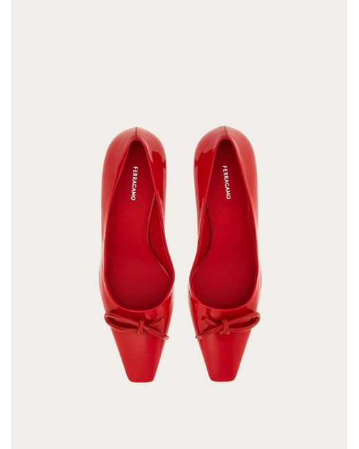 Mujer Zapatos De Salón Con Lazo Asimétrico Rojo Talla Ferragamo de hombre de color Red