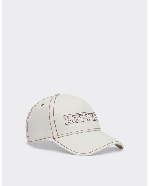 Baseball Cap Con Logo di Ferrari in White