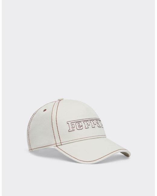 Baseball Cap Con Logo di Ferrari in White
