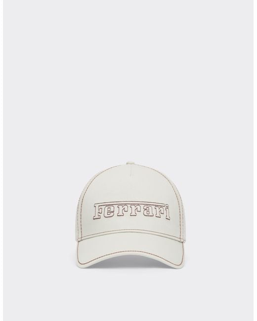 Baseball Cap Con Logo di Ferrari in White