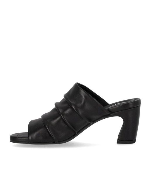 Mule Eva di Ash in Black