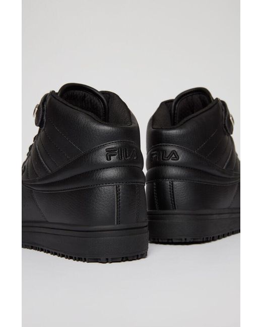 slip resistant wide width shoes
