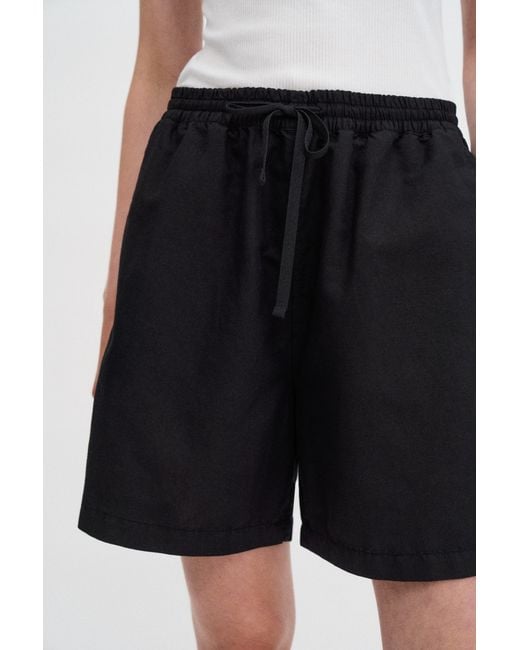 Filippa K Black Jessa Linen Shorts