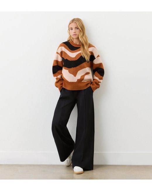 Finery London Brown Minnie Abstract Print Knitted Jumper