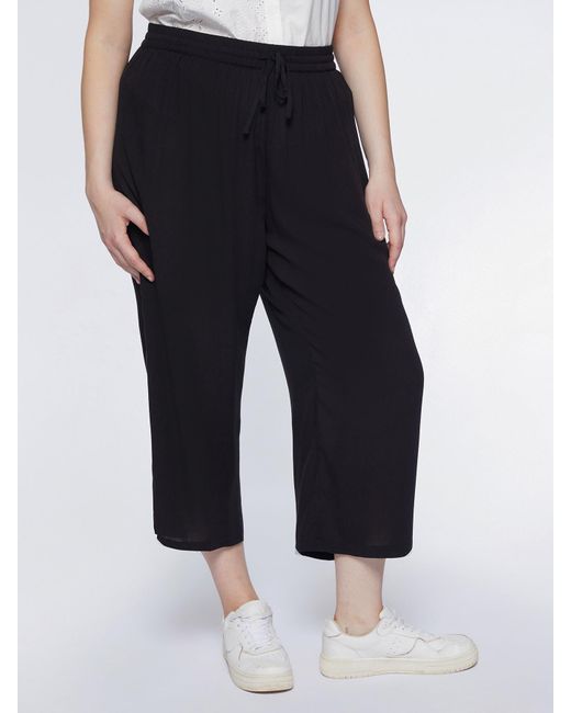 Pantaloni cropped in creponne di FIORELLA RUBINO in Black