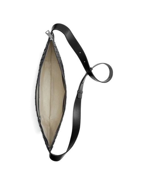 Bottega Veneta Black Intrecciato Zip Sling Bag for men