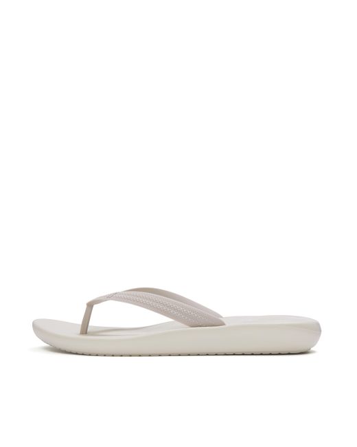 Fitflop White Iqushion Textured-Strap Flip-Flops for men