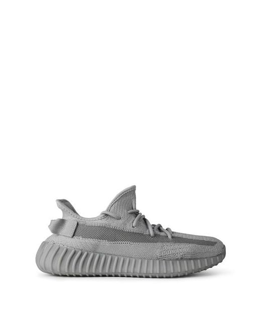 Yeezy Gray Boost 350 V2 Sneakers for men