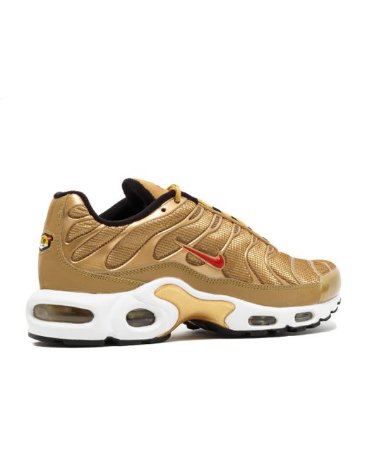 air max plus qs metallic gold