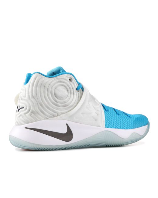 kyrie 2 christmas