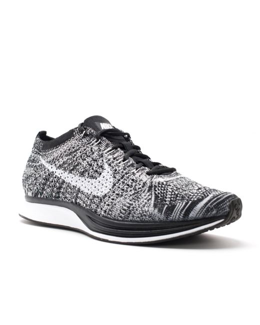 nike flyknit racer 8.5