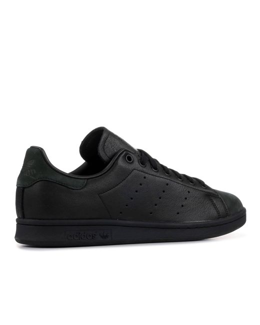 white and black stan smith mens